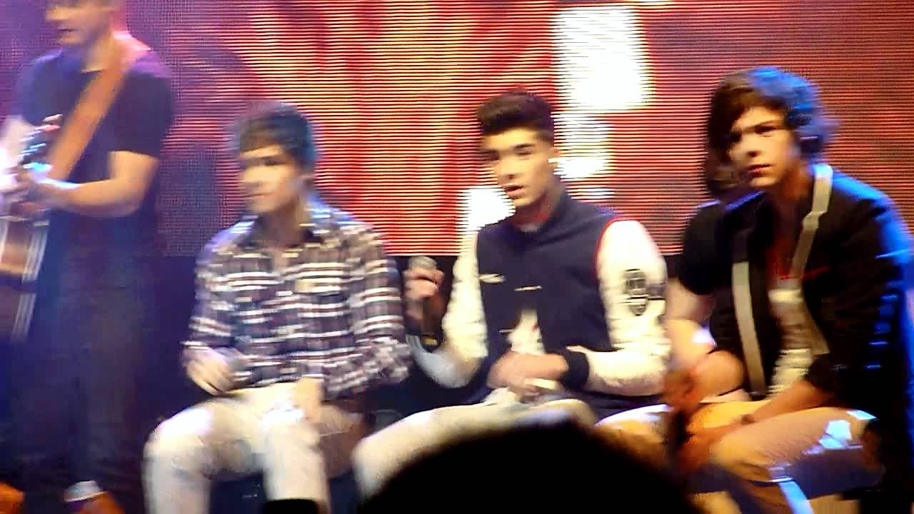 One Direction Tour - MANCHESTER - Tour Medley HD