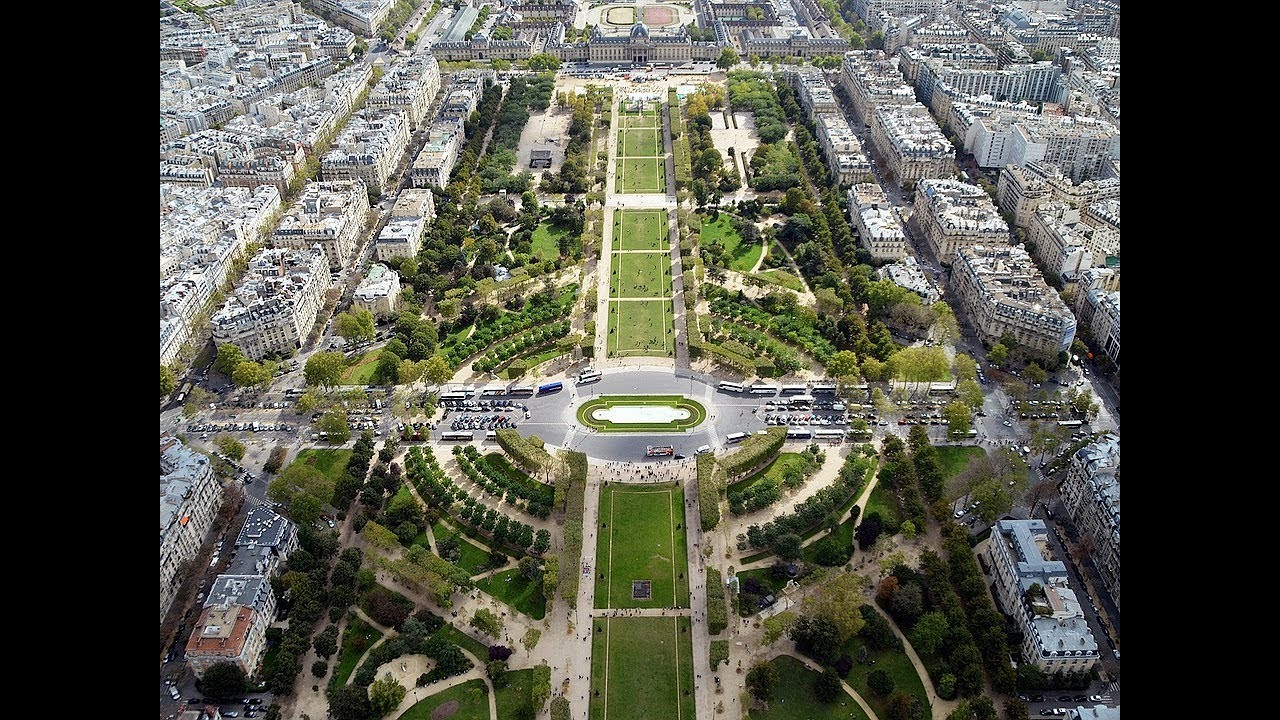 Places to see in ( Paris - France ) Parc du Champ de Mars