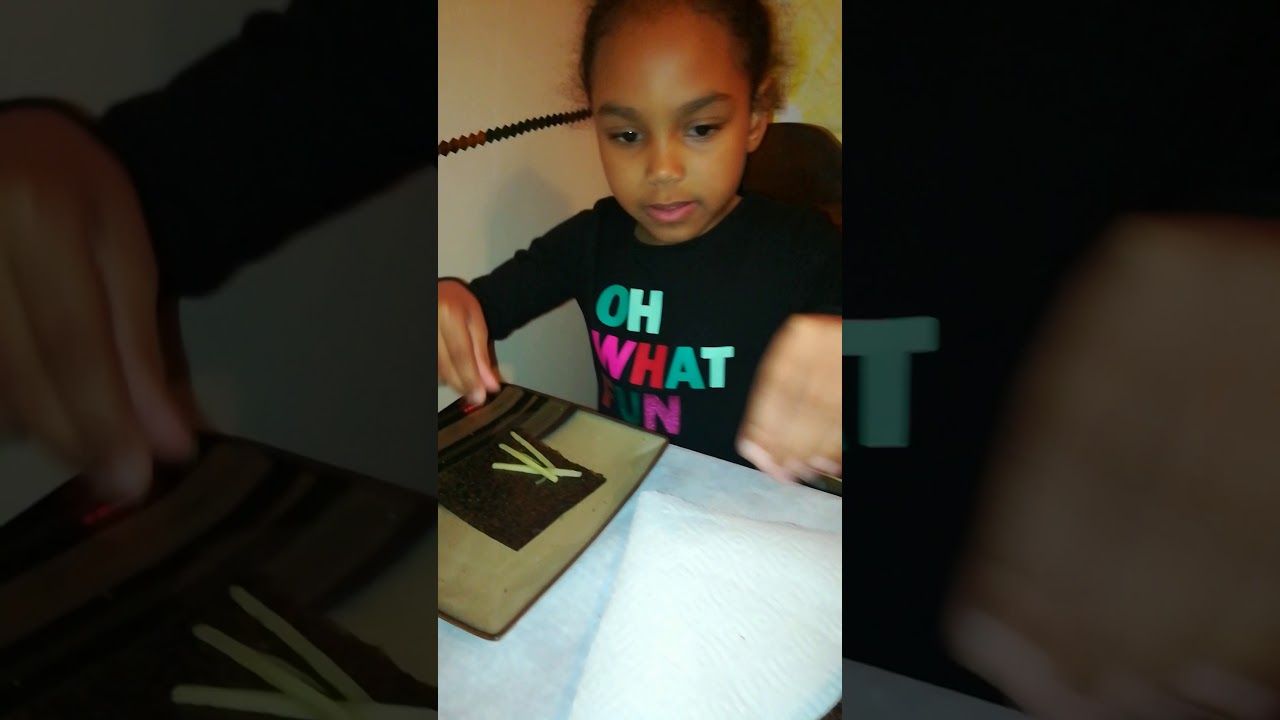 Making raw sushi. Делаем сыроедные суши.