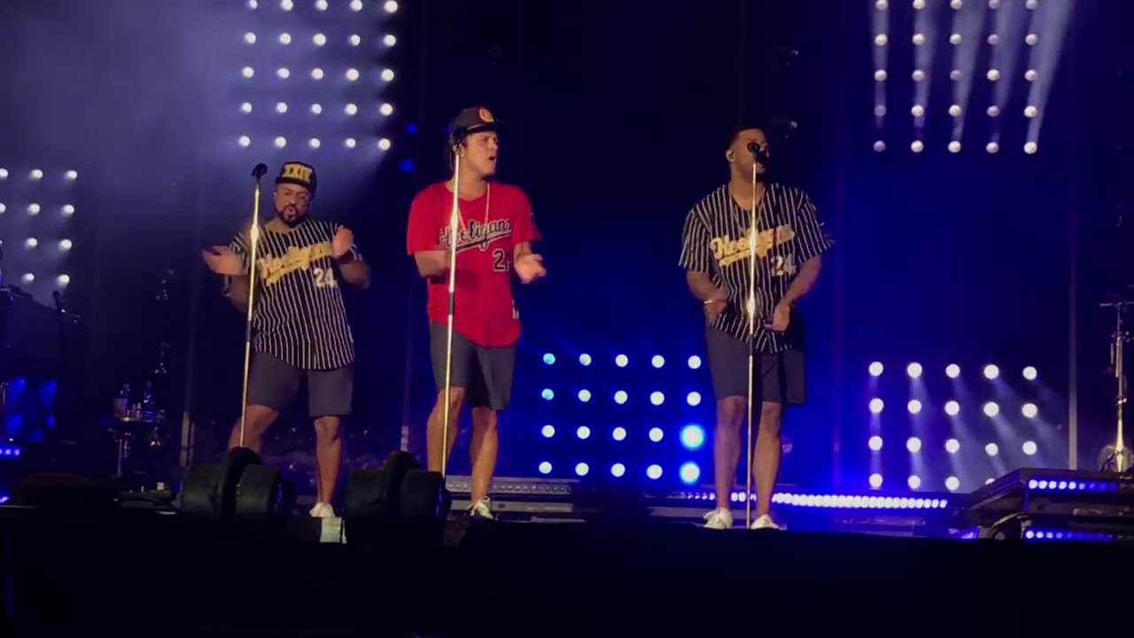 Bruno Mars Chunky Chile