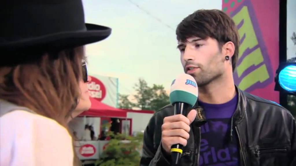 Rock Werchter 2011: interview w/ Theresa & Stella of Warpaint