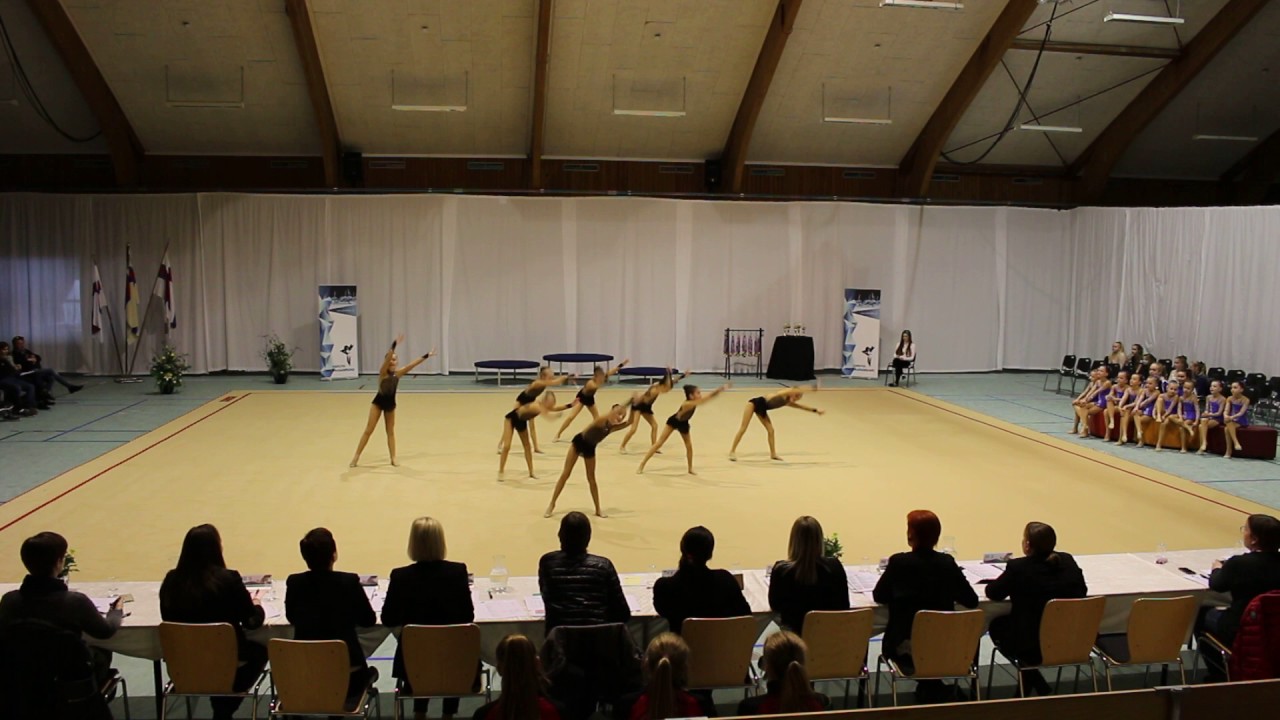 HF Bjalla Pinkur Seinna steypakapping 2017