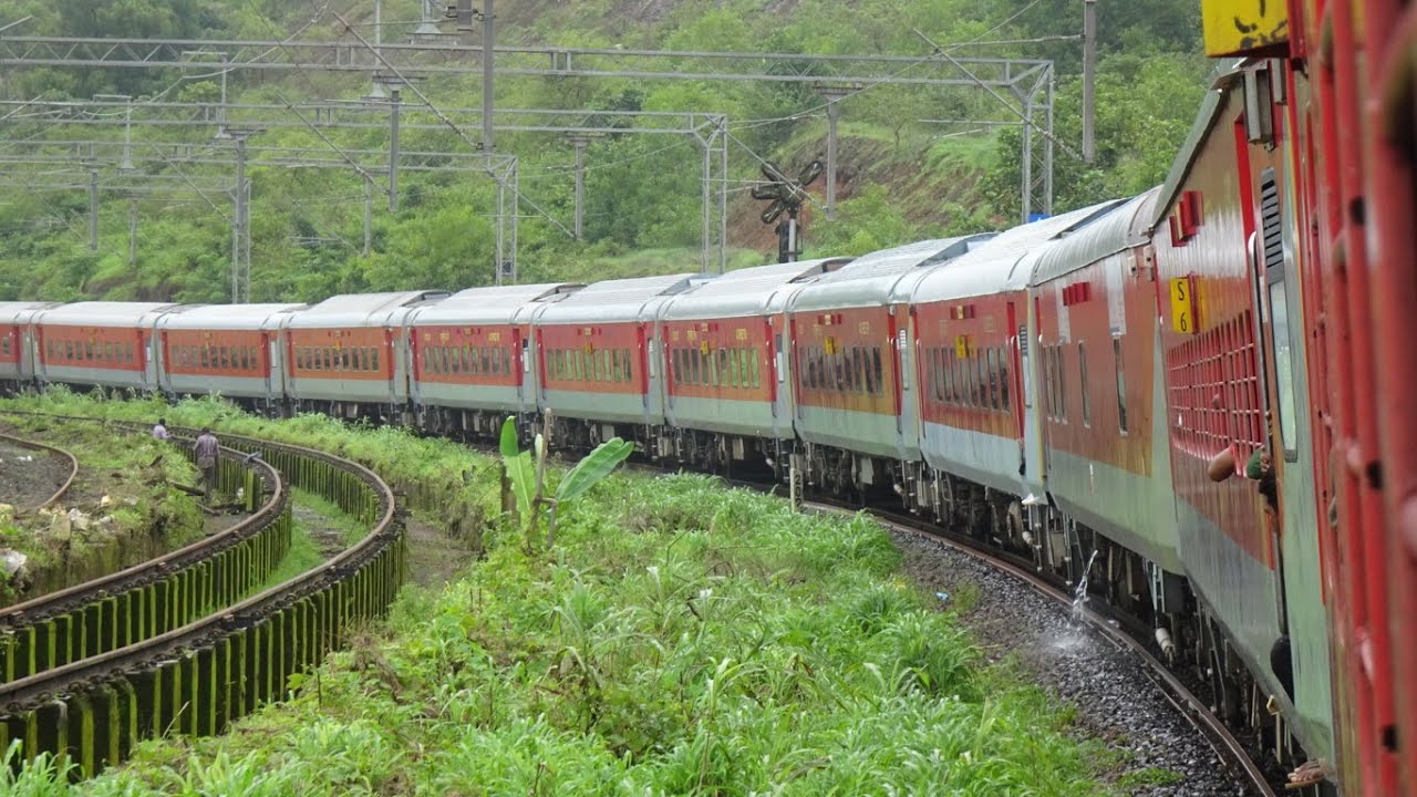 Madgaon To Delhi : Full Journey : 12449 MAO - CDG Goa Sampark Kranti Express : Indian Railways