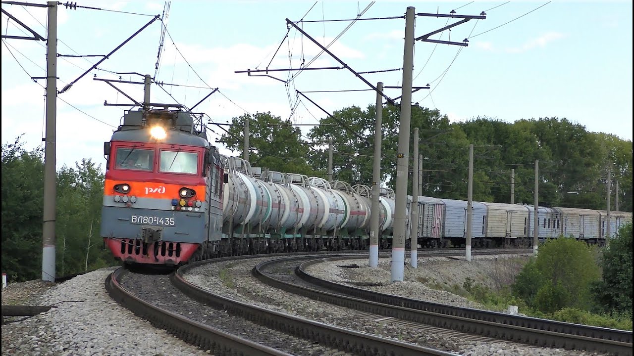 ВЛ80С-1435 встречает ВЛ80С-730