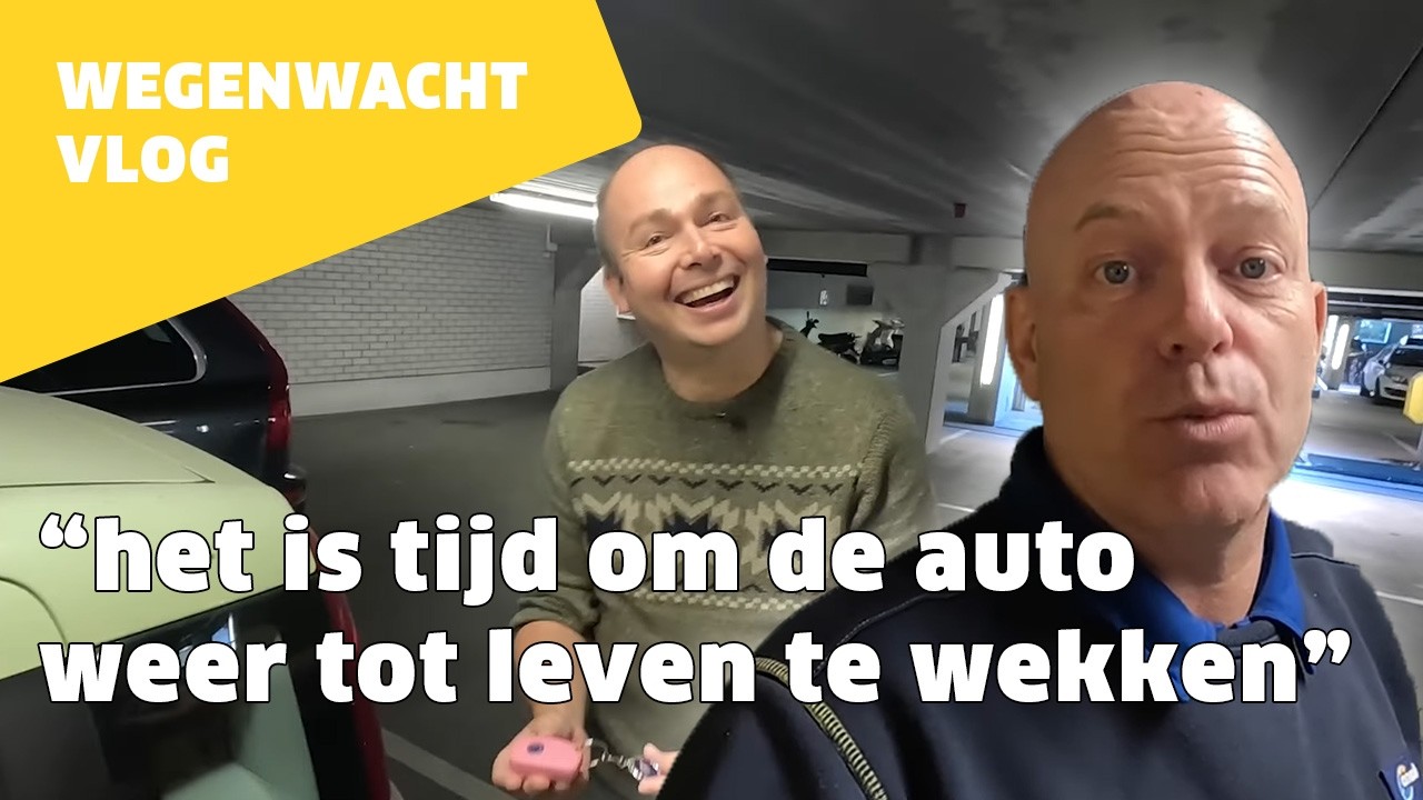 ROBERT repareert de auto van FRANK!🚗