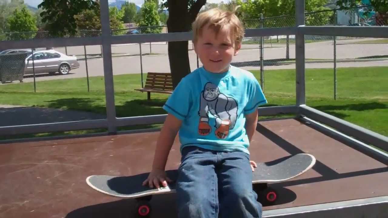 Mini-Muzza at the Skate-Park