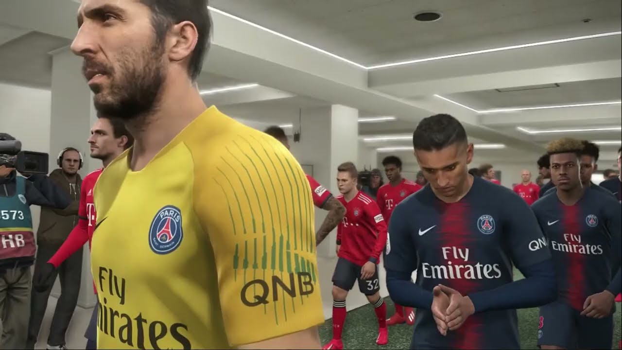 افضل تشكيلة لفريق باريس سان جيرمان في بيس 2019 💪🔥🔥🔥