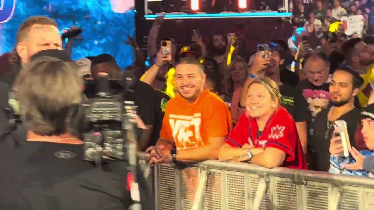 WWE SMACKDOWN CLEVELAND 