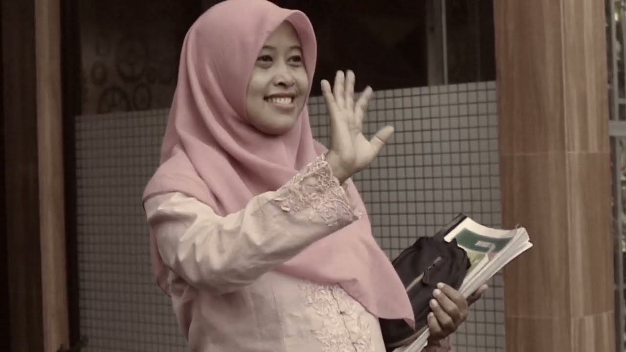 Video Kreatif Tema Hari Perpisahan Kelas XII Oleh Kelas XI IPS 3 SMAN 1 Kedokanbunder