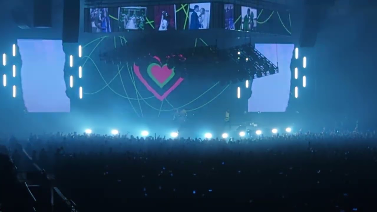Busted - Opening/Crashed The Wedding   (10/10/25 Newcastle Utilita Arena)