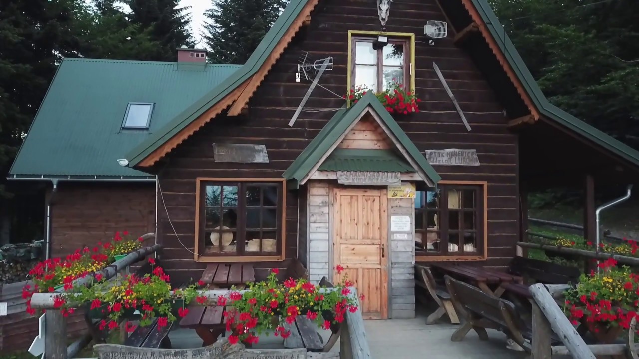 Schronisko Kudłacze początek lata PANORAMA