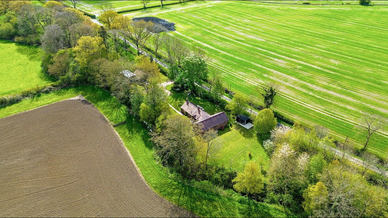 Steeles Hollow | Welford | Sam Funnell & Claire Heritage | Fine & Country Rugby