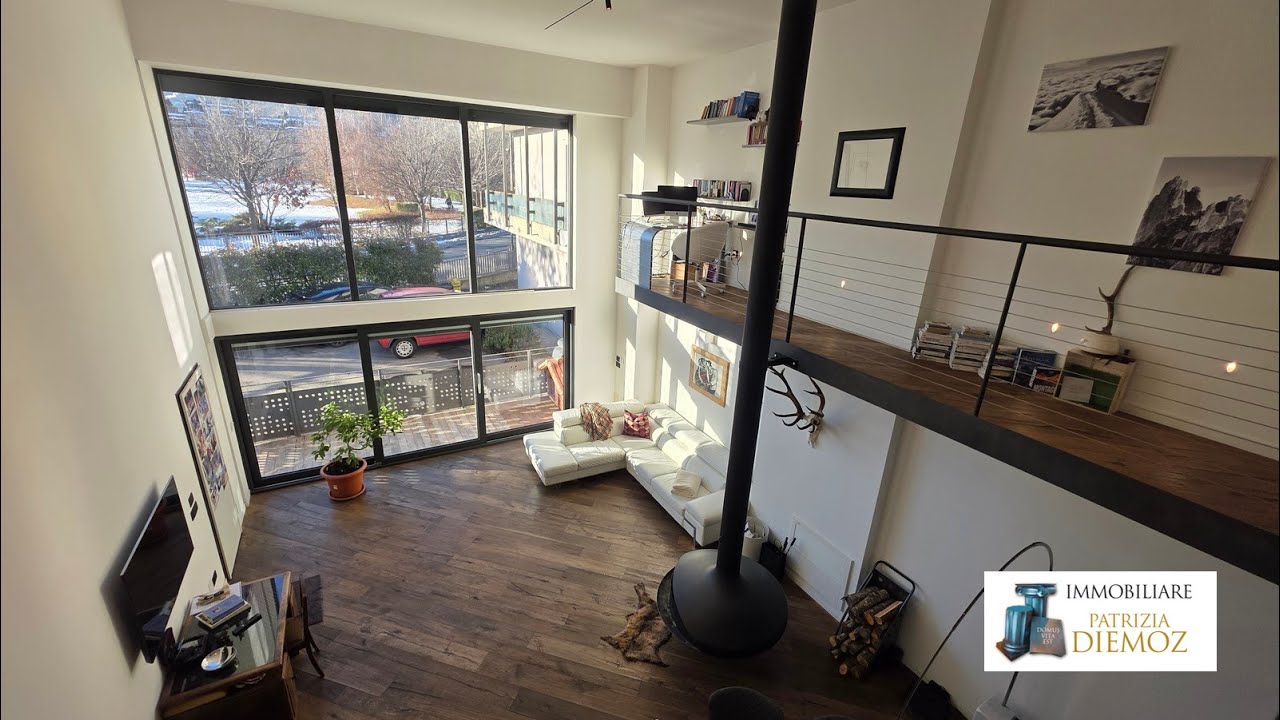 SPLENDIDO LOFT IN STILE URBAN IN VENDITA AD AOSTA, Via Grand Eyvia (AO)