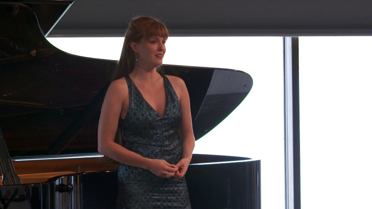 Wallis Giunta - A Charm of Lullabies 3 & 4 (Britten)