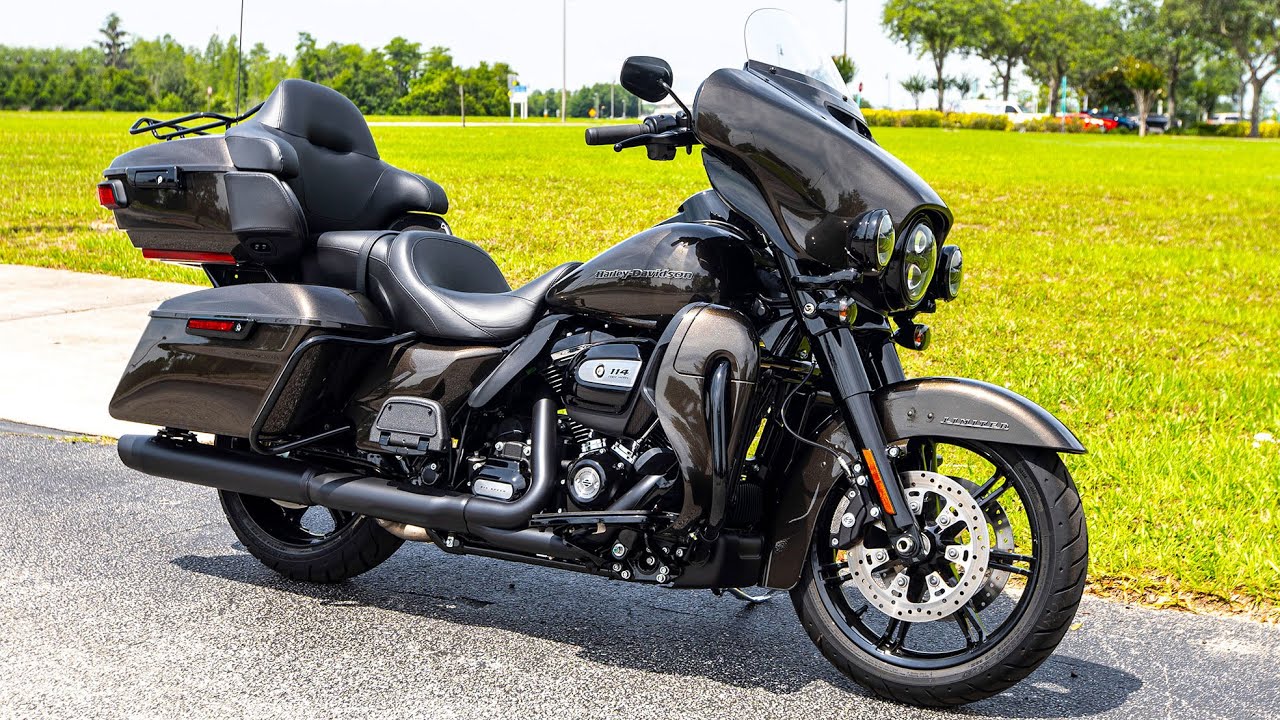 2020 Harley Davidson Ultra Limited Walkaround REVIEW
