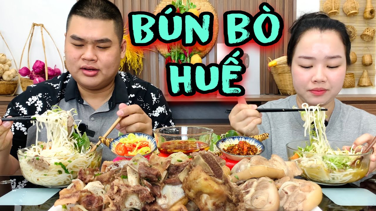 BÚN BÒ HUẾ Siêu Hấp Dẫn Quá Nhiều Topping Đặc Biệt Là Dĩa Giò Heo Và Xí Quách Bò Hớp Hồn | Tập 712
