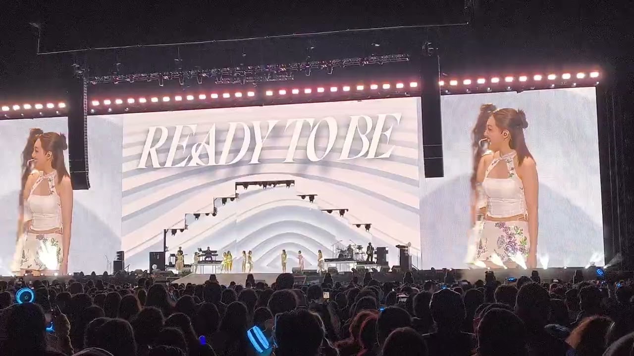 TWICE READY TO BE WORLD TOUR MÉXICO 02/02/24 (20/24)