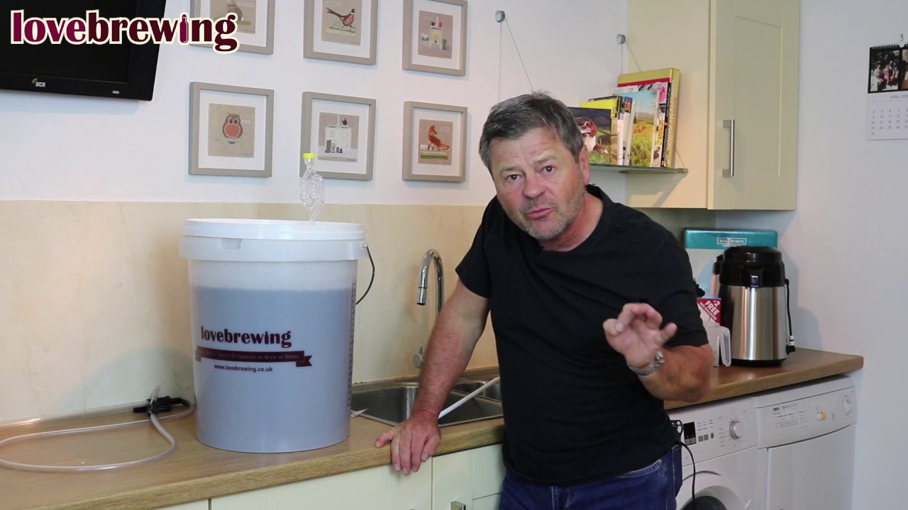 Beginners Guide to Making Spirits - Part 3 - Siphoning, Degassing & Clearing