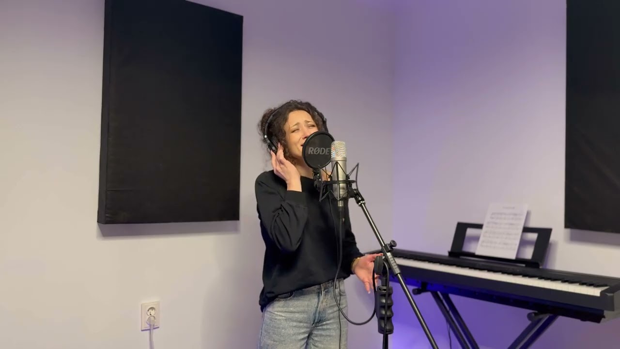 Alexandrina Rondelli - Bosquito & Pas cu pas