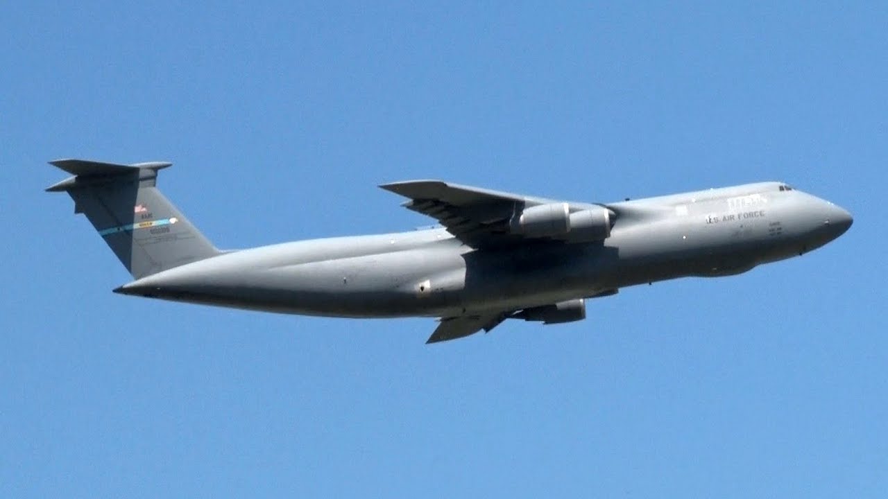 2022 Thunder Over Dover Air Show - C-5M Super Galaxy Demonstration