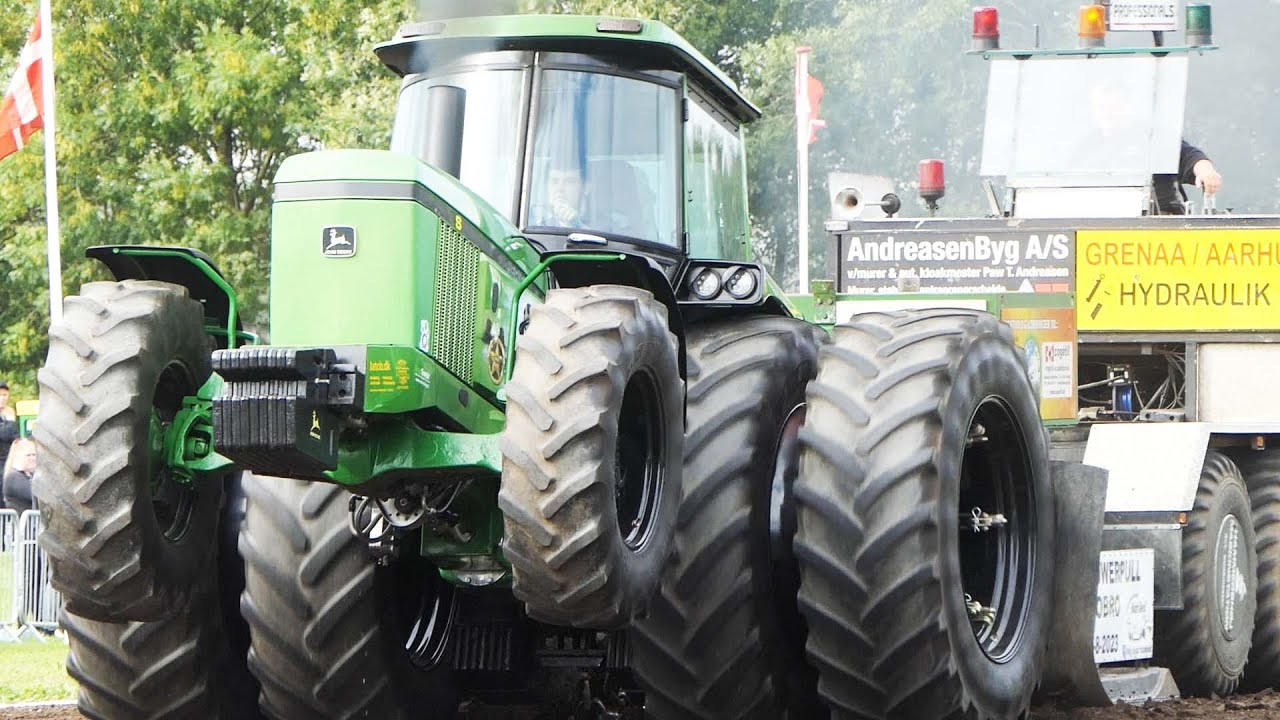 John Deere 4240S aka. 