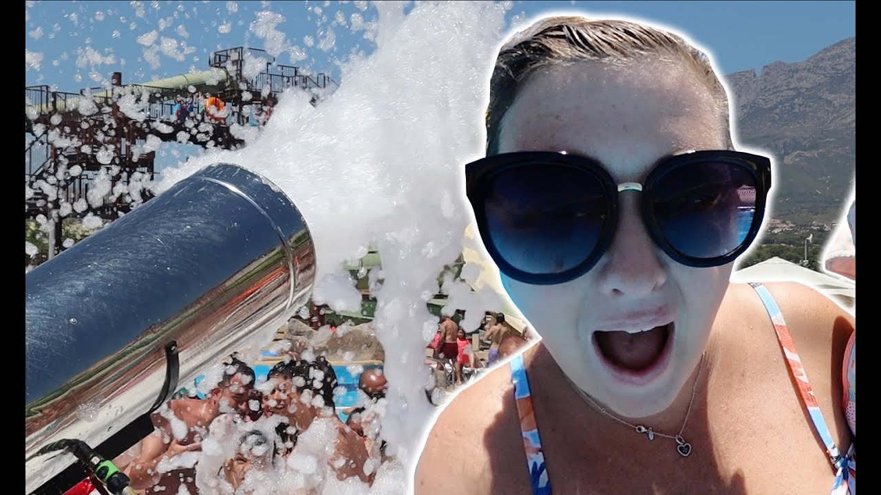 STARTING THE DAY WITH A FOAM PARTY AT A MEDIEVAL WATERPARK!