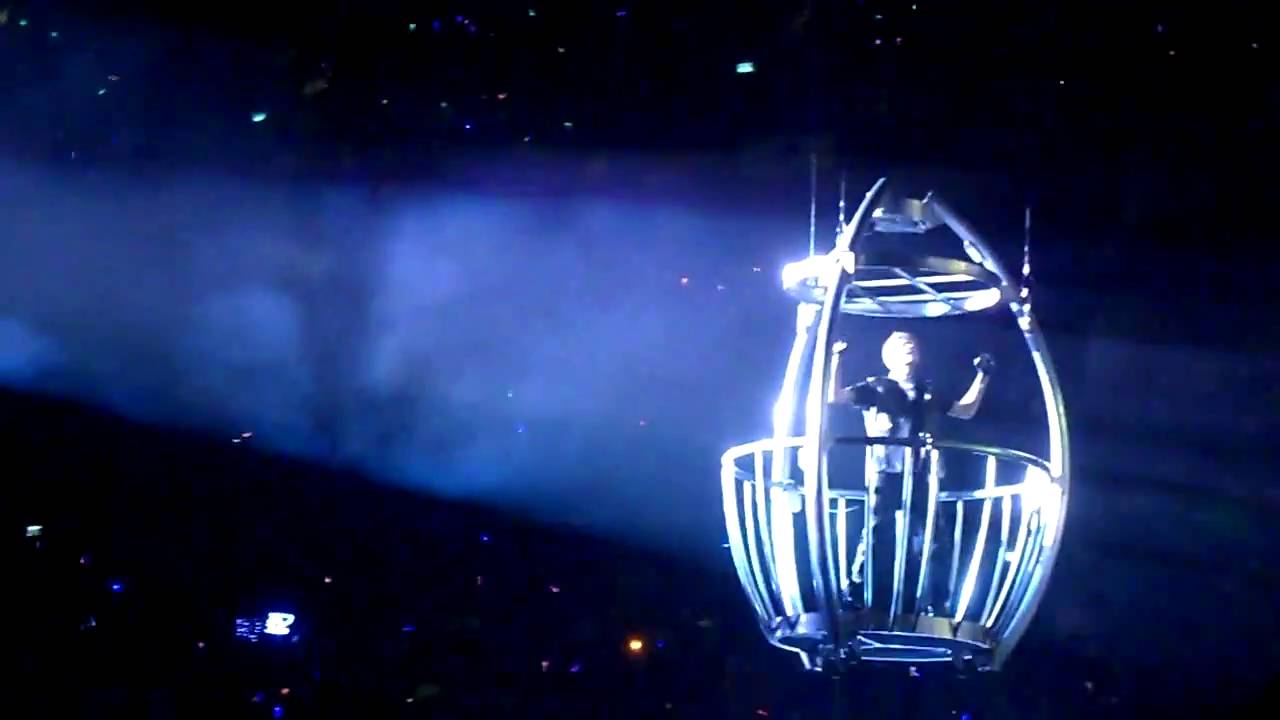 Justin Bieber HD- London 02 - My World Tour - Up