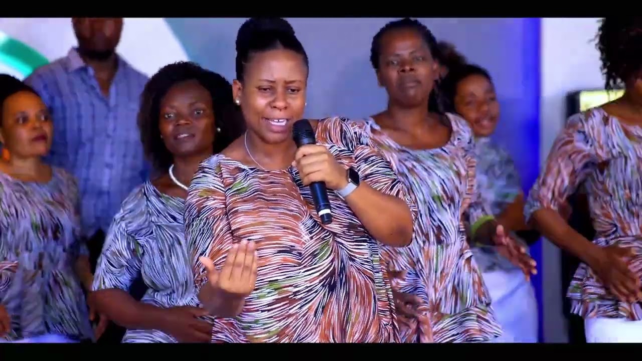 JAMBO JEMA - Official Video - Mamajusi Choir