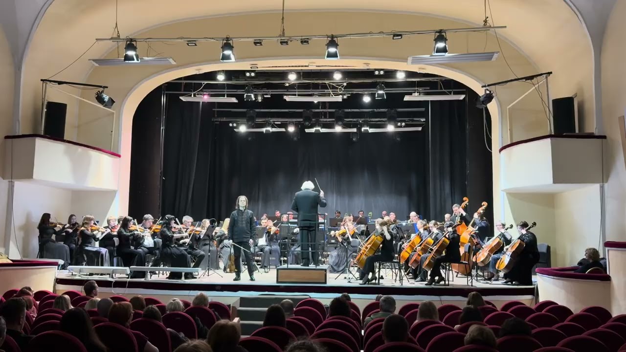 Jean Sibelius (1865–1957): Concerto for violin and orchestra in D minor, Op. 47