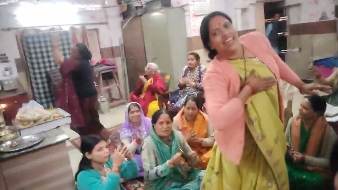 #भोलेनाथ_स्पेशल_भजन/भोला दूल्हा बनके चले हैं बन ठन केभोलेबाबा का बहुत ही सुंदर भजन है अवश्य सुने