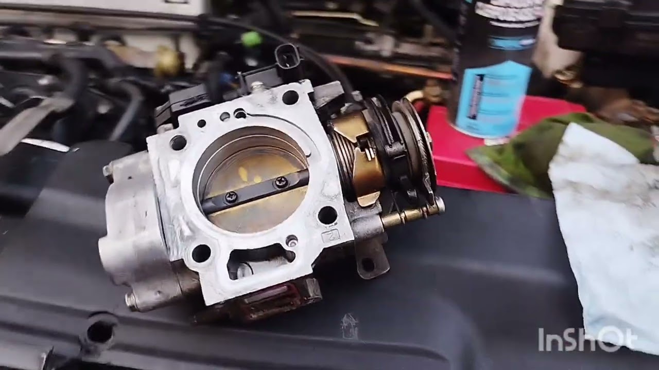 Armando sistema de admisión Honda CR-V 2004!! 