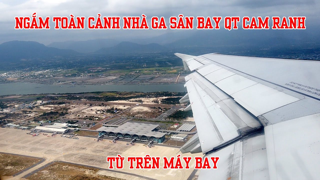 Máy bay Vietnam Airlines cất cánh ở sân bay quốc tế Cam Ranh - hạ cánh Nội Bài.