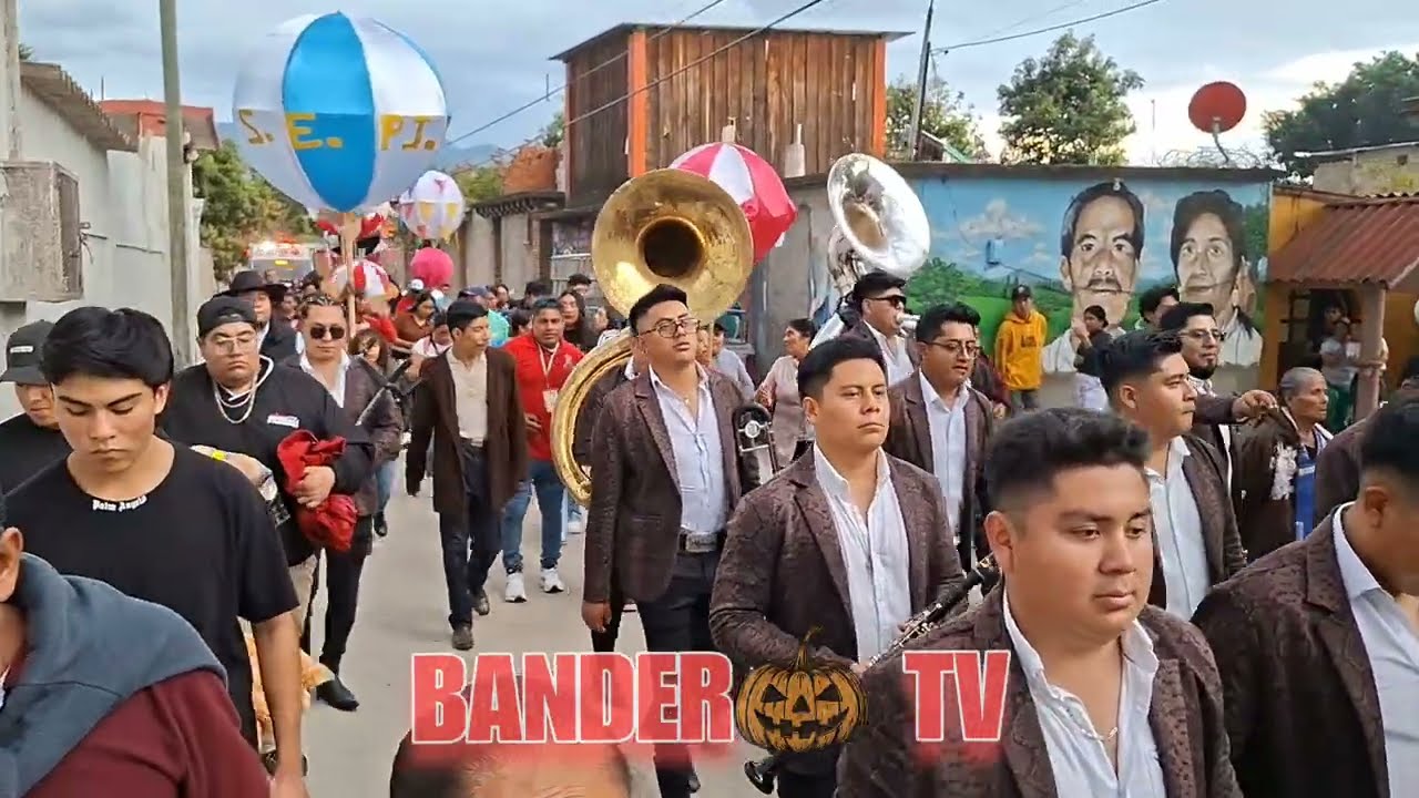 AMORES DE MONTAÑA🎺 LOS RANCHEROS🤠 BANDA LA PRESTIGIADA EN SOLEDAD ETLA📸