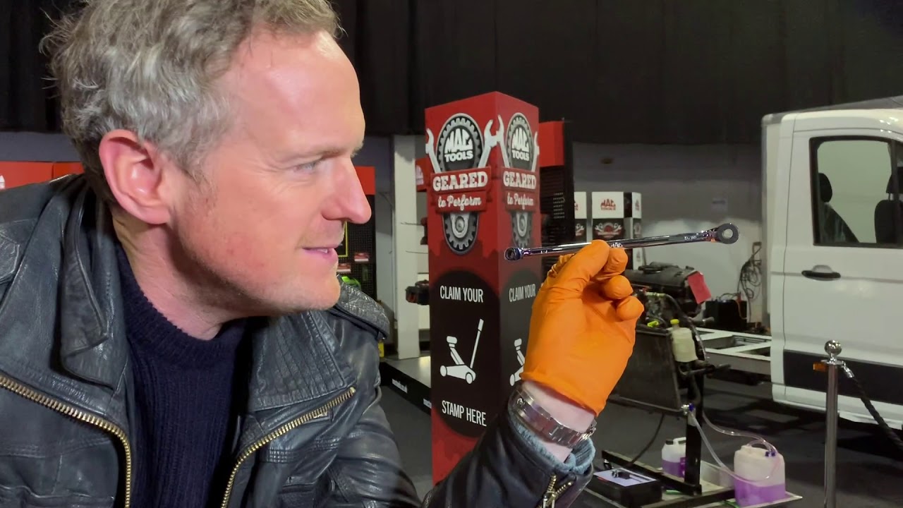 Tim Shaw on Mac Tools 39 Piece Hex Bit Ratchet Set