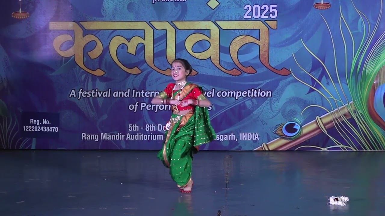 Paavni performing at kalawant 2025 Raipur