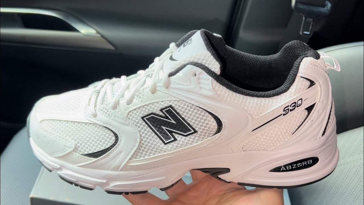 New Balance 530 White Black Running Sneakers