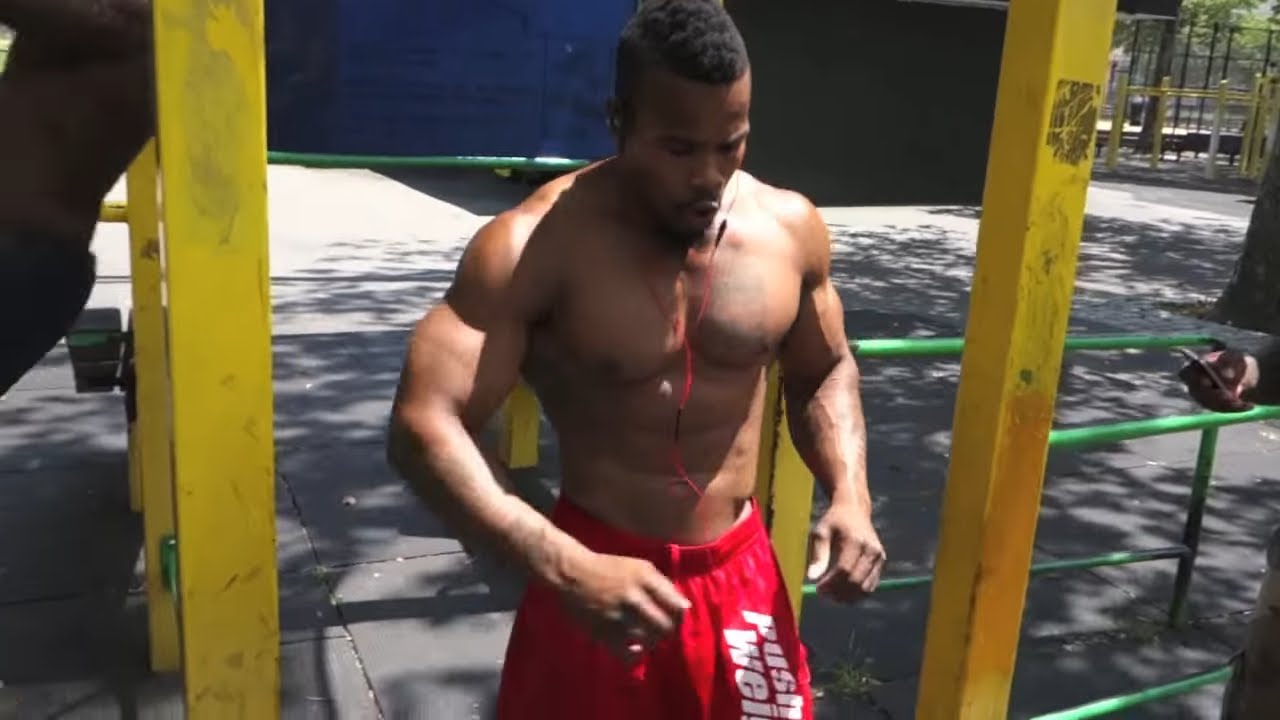 King Gator Does BEASTMODE REQUIREMENTS 2014 | That's Good Money