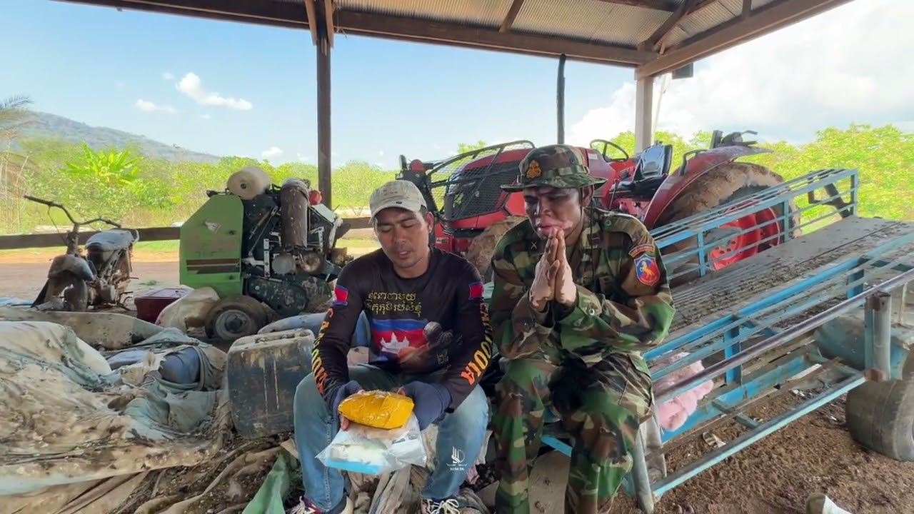 អាយុ60ហើយនៅតែបំរើកងទព័ទាំងខ្លួនឯងមានជម្ងឺទៀតសូមសសើលោកពូណាស់🙏👮‍♂️🥰