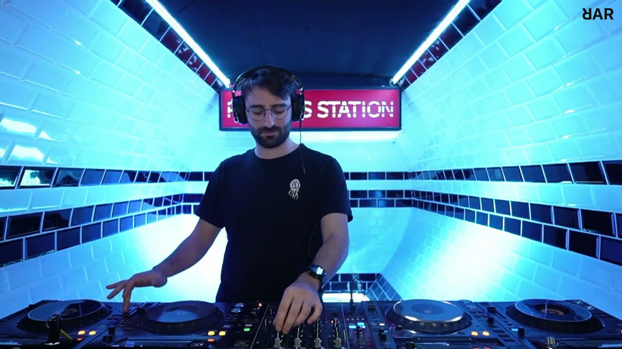 RACS / 128 BPM - BASS STATION 2  - 158 / TECH HOUSE