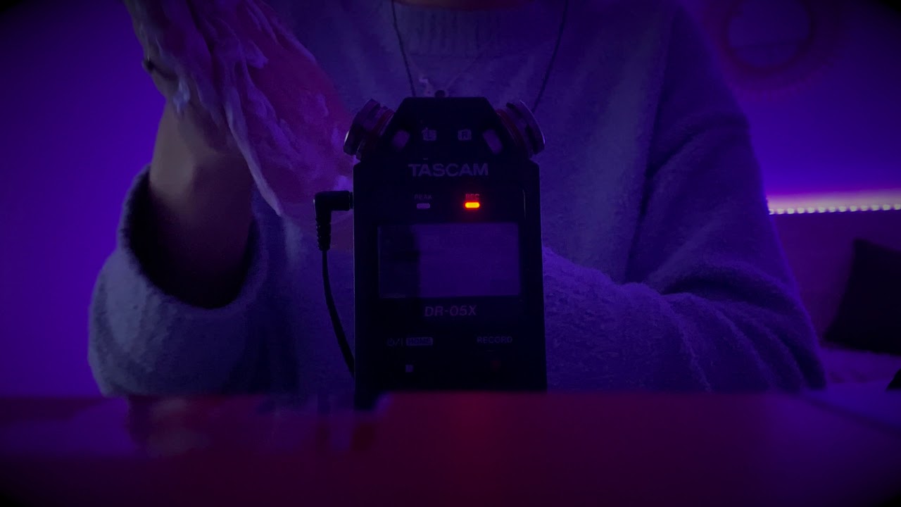ASMR - HAND AND CREAM SOUNDS