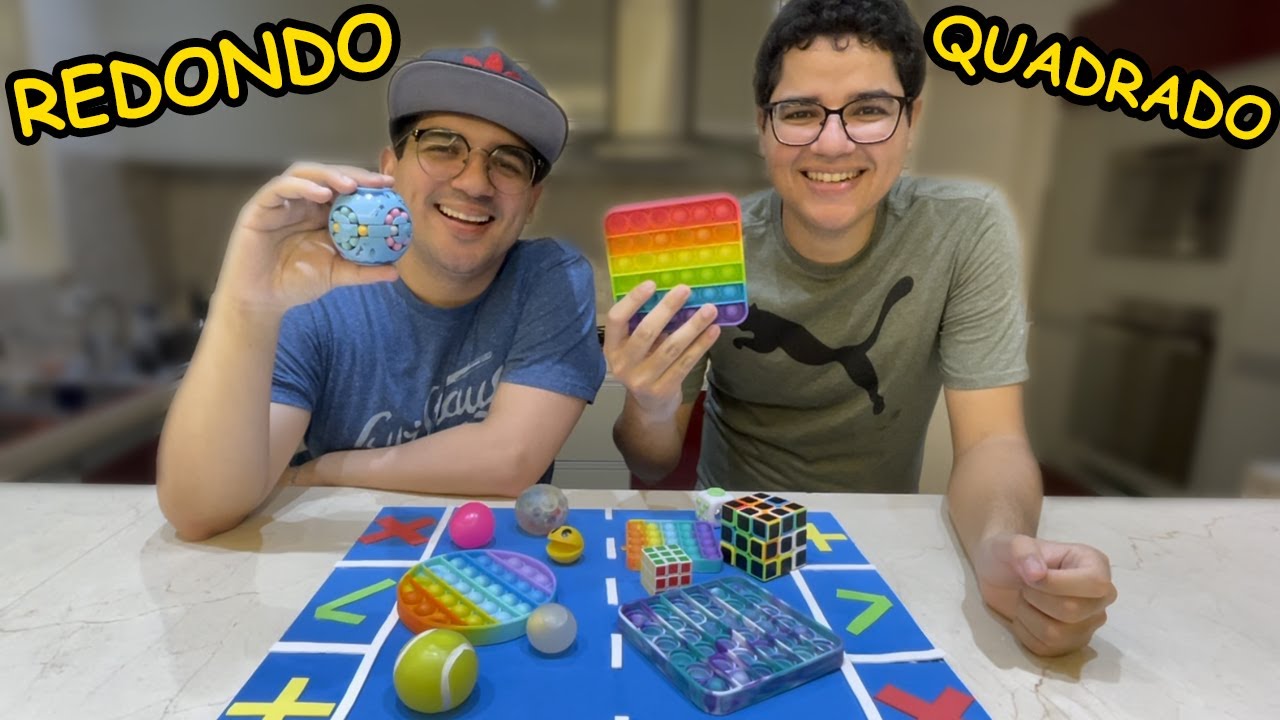 TROCANDO FIDGET TOYS DE FORMAS GEOMÉTRICAS!!! - Família Velhote