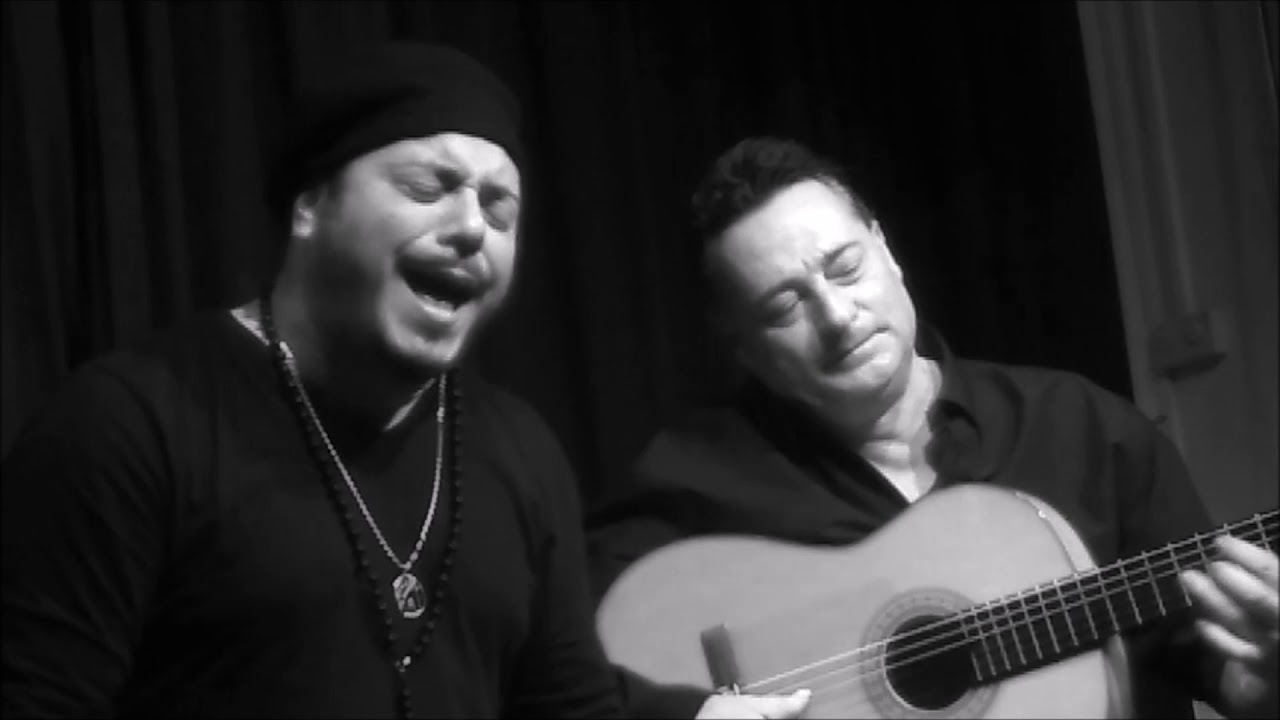 6. Ingueta Rubio al cante y Miguel Linares al toque en la Peña Flamenca Paco del Pozo, en Casa Patas