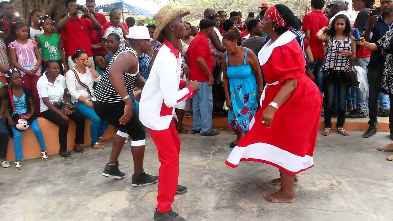 BAILE DE LA SARANDUNGA DE BANÍ