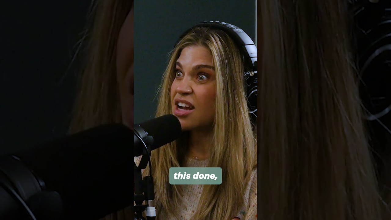 Bialik Breakdown: Danielle Fishel Felt Pressure to Be Sexy 🧠💥 #shorts