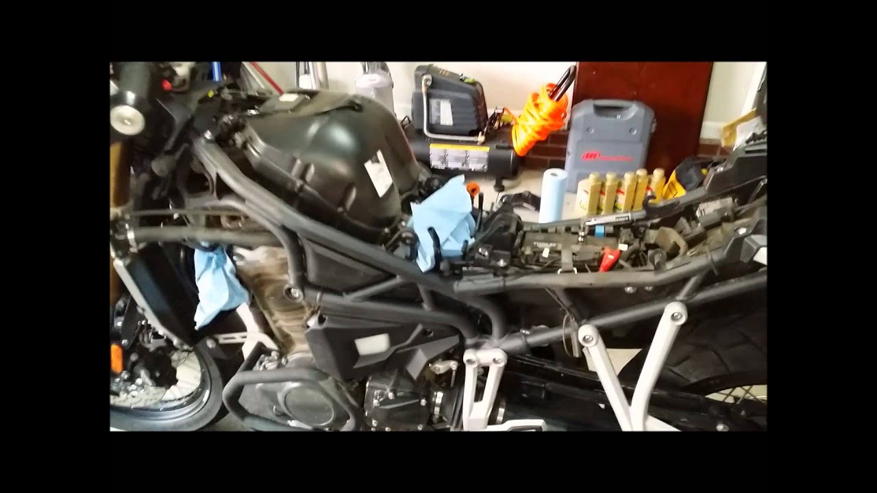Triumph Tiger Explorer XC tank removal and oil change