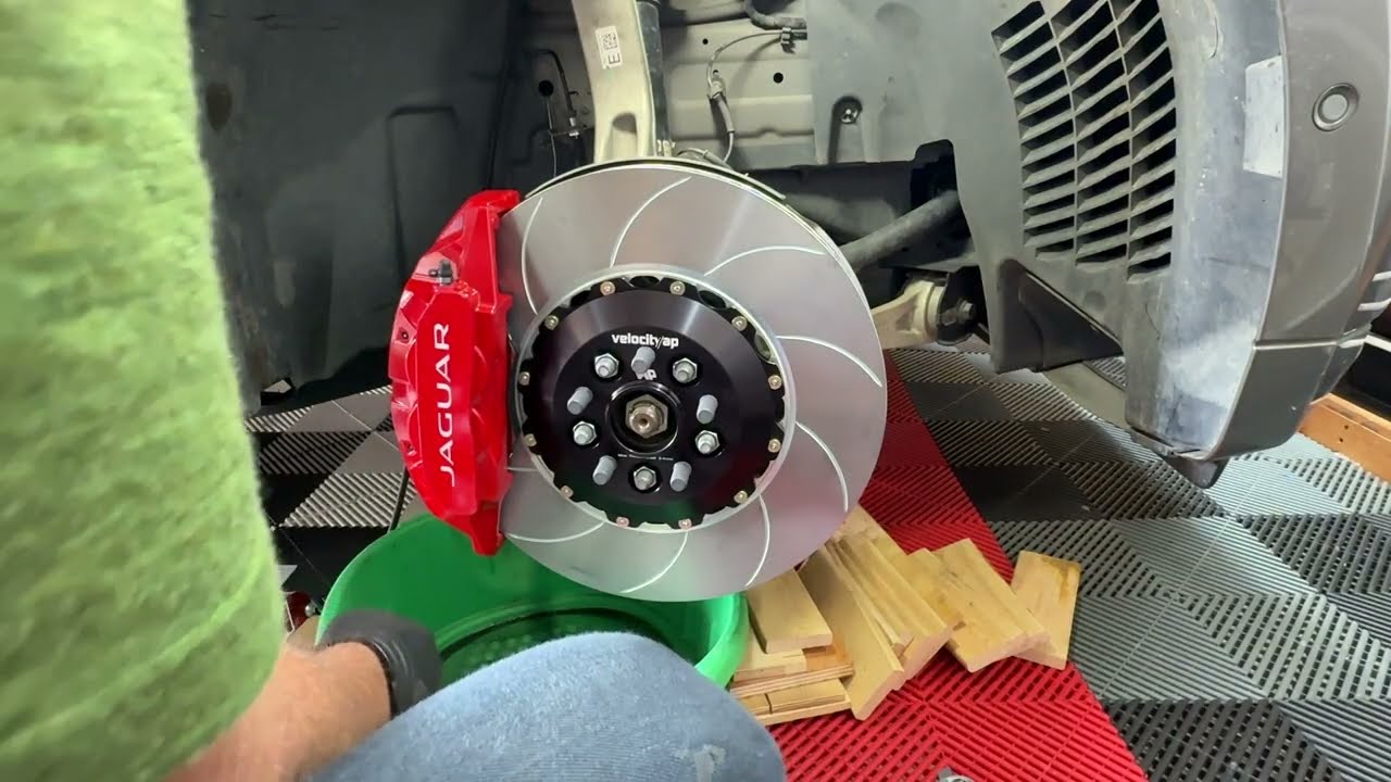 Project 6 – Installing VelocityAP 395mm Two-Piece Front SVR Rotors | Jaguar F-PACE Brake Upgrade