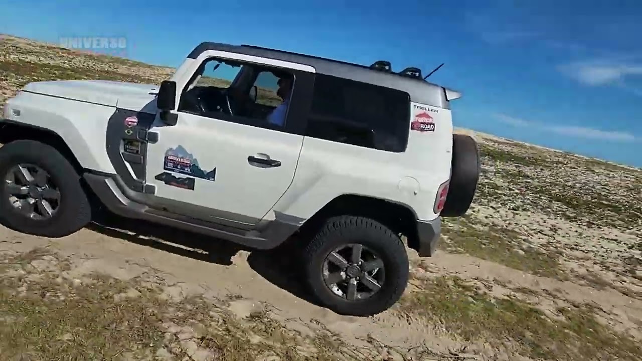 Passeio 4x4 no Parque Nacional Restinga de Jurubatiba