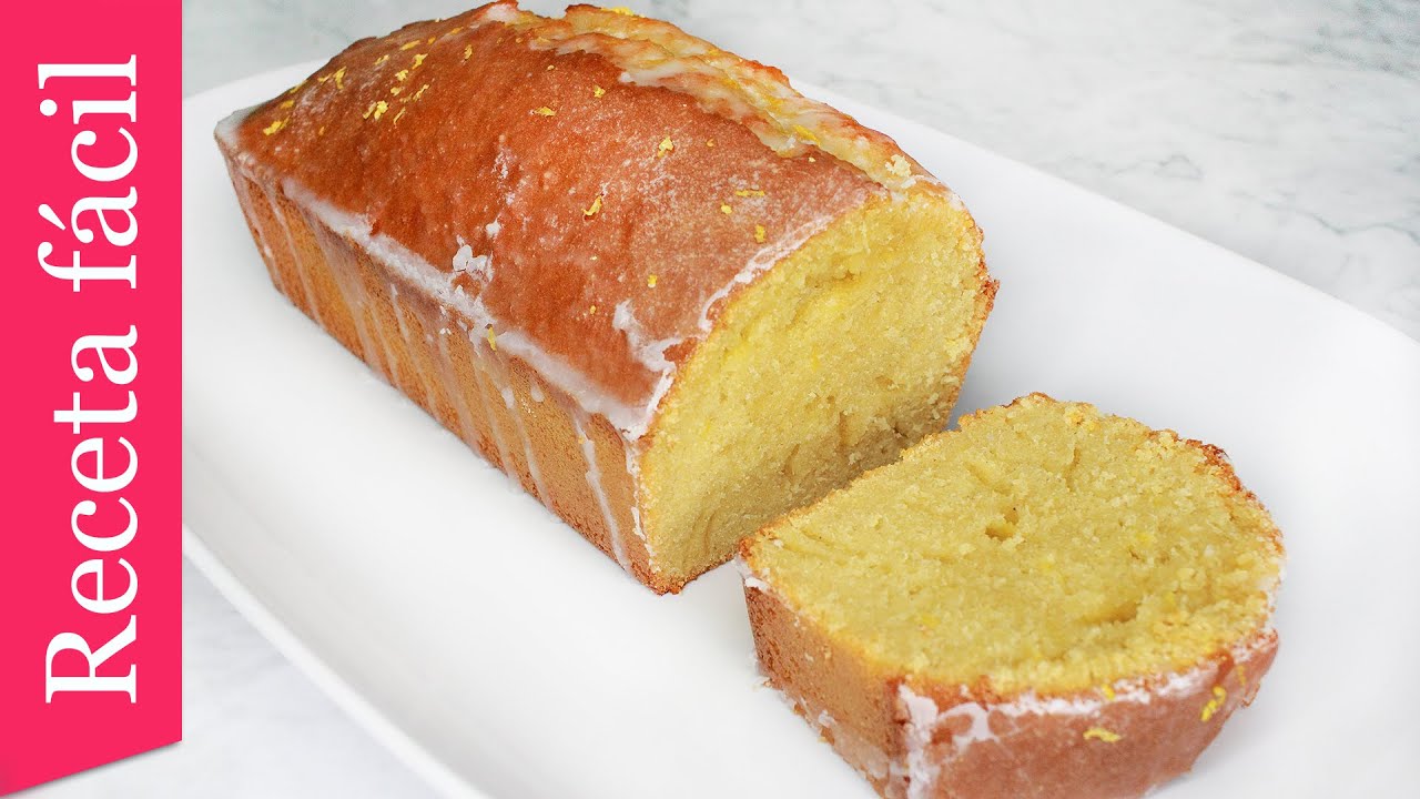 Esponjoso bizcocho de limón y jengibre con glaseado de limón | Receta casera y fácil