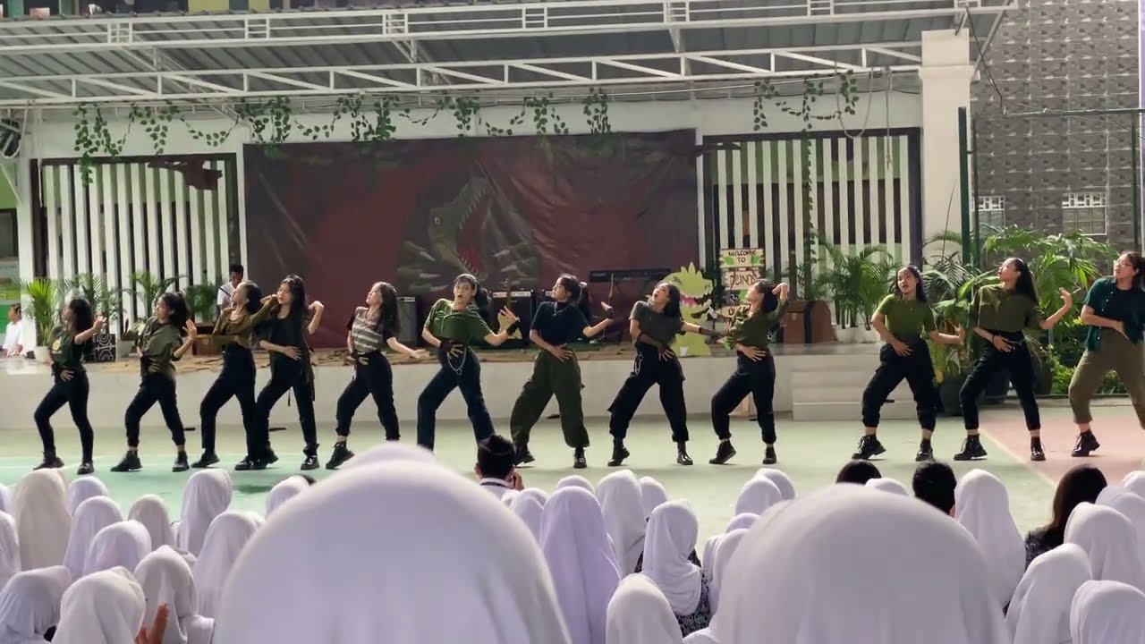 240118 3D on DEINOS UNIVDAY 2024 SMAN 3 CIREBON