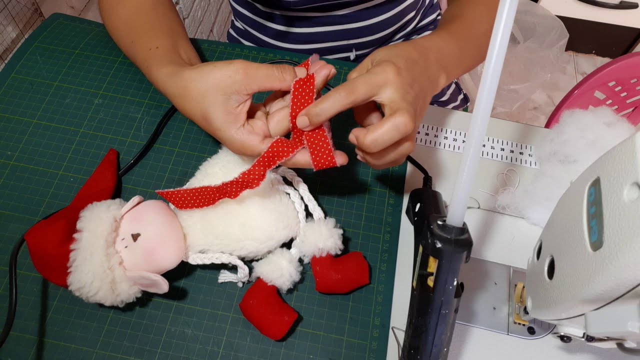 Ovelha de tecido  como fazer/ decoração de Natal ( com molde grátis)